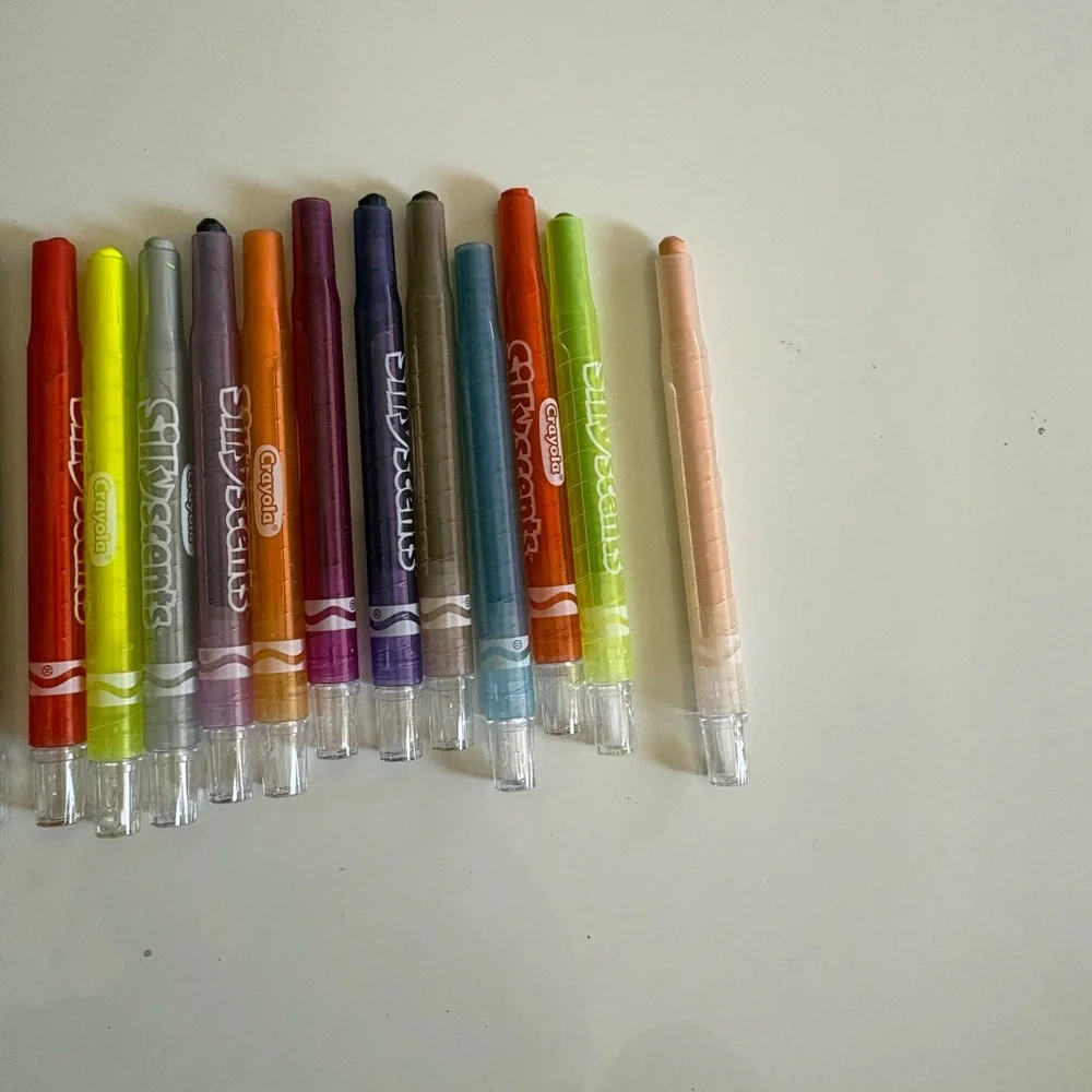 Sill scents crayons